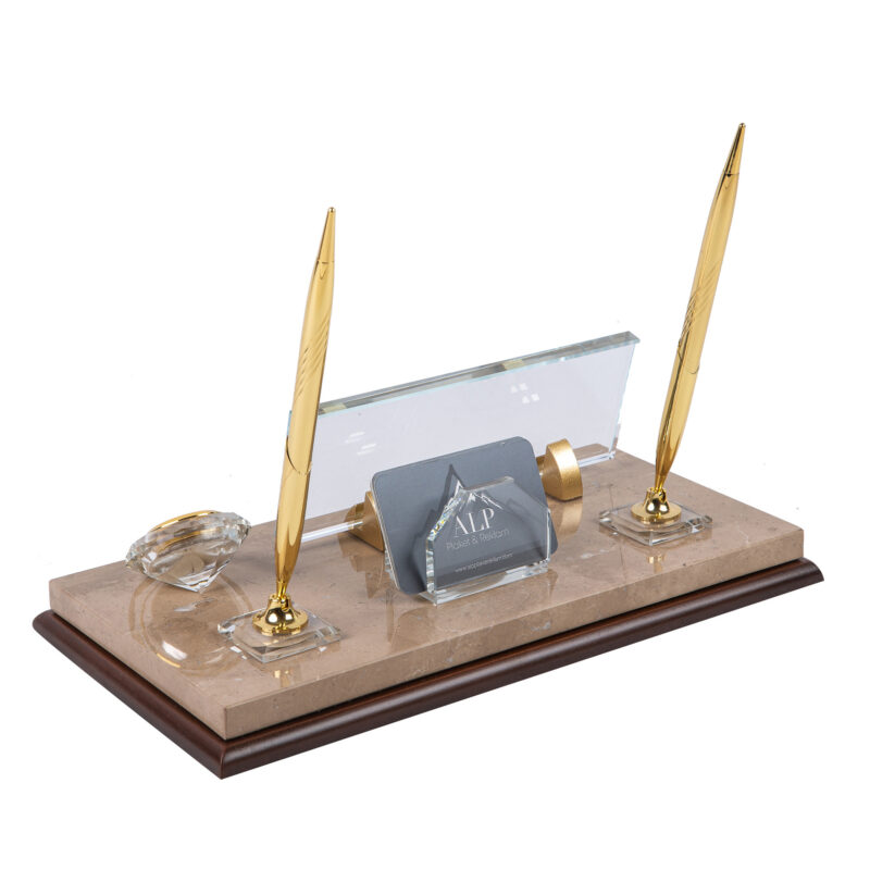 Ahşap Tabanlı Mermer Set Masa İsimliği Arka