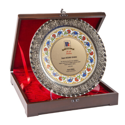 Ahşap Kutulu Gümüş Tabak Plaket